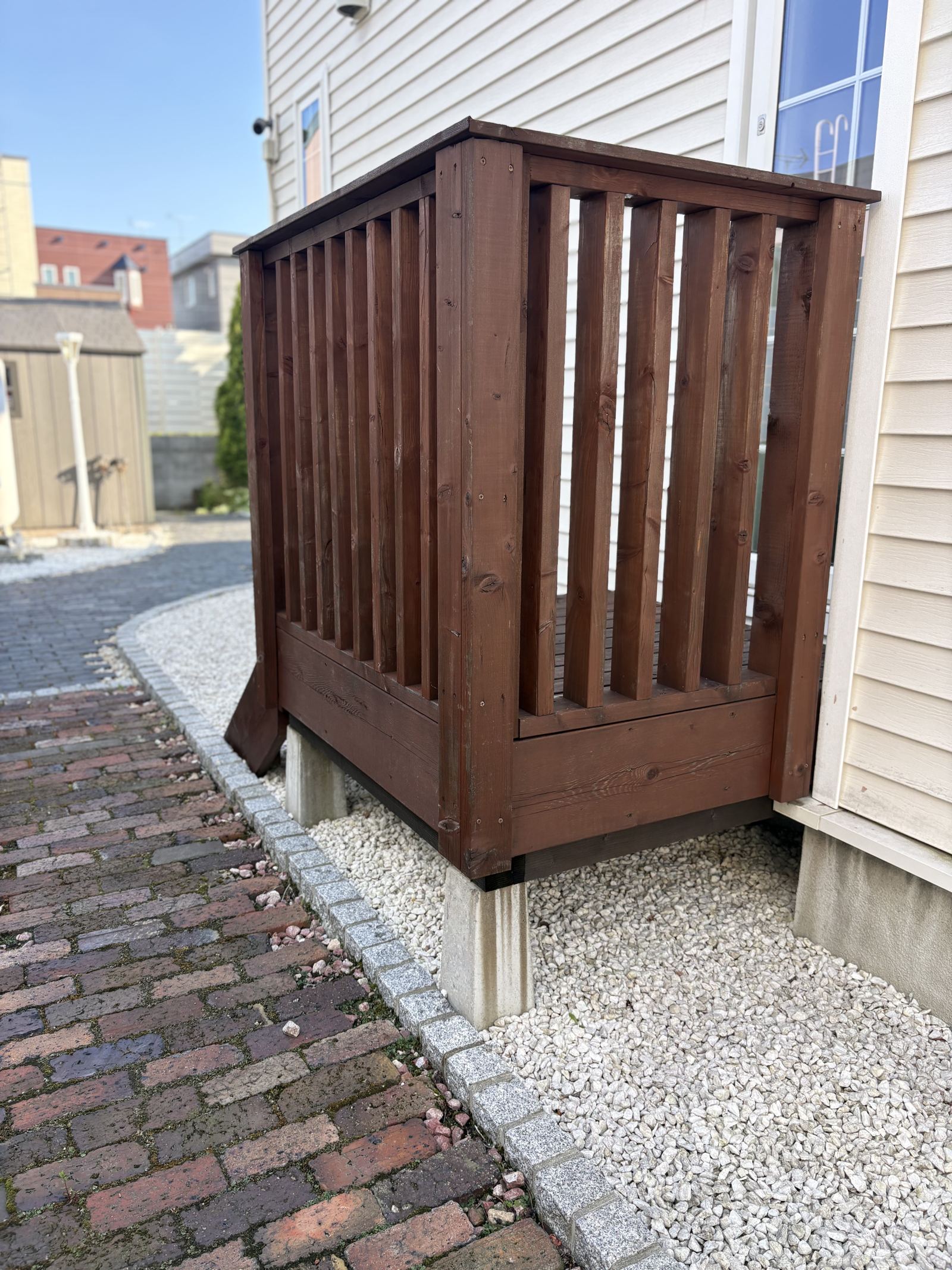 室外機カバー 木製